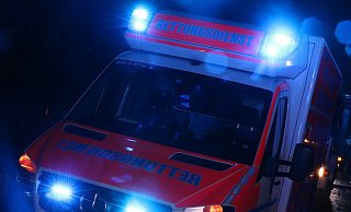 Der Mann wurde ins Krankenhaus gebracht. - MT