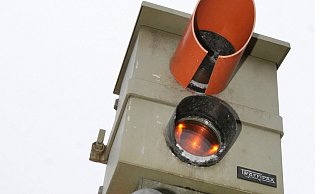 Trotz Geschwindigkeitsmessungen vor und hinter der Barre Brauerei, kommt es auf der B 239 bei Lübbecke zu Unfällen. - NW