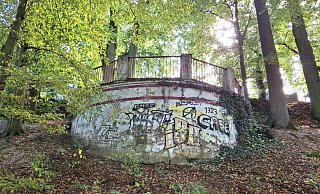 Das Rondell an der Maiwiese - die NW und ihre Leser wissen nun, wer es gebaut hat. Und wann. Und warum. - Meiko Haselhorst