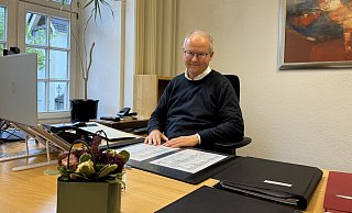 Nach elfeinhalb Jahren verabschiedet sich Hubertus Grimm von seinem Büro im Beverunger Rathaus. - Nicole Fischer