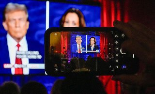 Schicksalswahl auch für Europa? Trump oder Harris - an diesem Dienstag fällt die Entscheidung. (Archivbild) - Morry Gash/AP/dpa