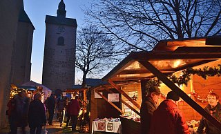 An der Stiftskirche wird es in diesem Jahr keinen Adventsbummel geben. - Mareike Patock