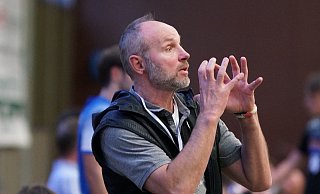 Überzeugte die TuS-Verantwortlichen: Trainer Zygfryd Jedrzej soll in Brake seine Arbeit fortsetzen. Foto: Peter Unger - Peter Unger