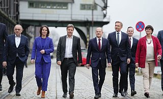 So ist die Ampel-Regierung einmal angetreten, damals unter dem Titel «Fortschrittskoalition». (Archivbild) - Kay Nietfeld/dpa