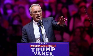 Robert F. Kennedy Jr. ist als Impfgegner bekannt - Evan Vucci/AP/dpa