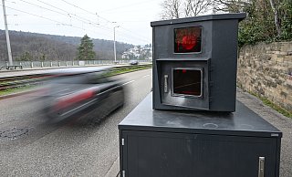 Die Stadt Bielefeld kontrolliert in der Woche vom 7. bis 12. Oktober 2024 an 38 Orten das Tempo der Autofahrer. (Symbolfoto) - Bernd Weißbrod