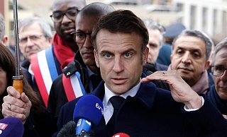 Brachte die Debatte über eine mögliche Entsendung von Bodentruppen in die Ukraine ins Rollen: Emmanuel Macron. - Ludovic Marin/AFP/AP/dpa
