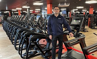 Marco Weiß, Expansionsmanager von AI Fitness, freut sich, an diesem Samstag die ersten Gäste an der Kampstraße 20-22 in Gütersloh begrüßen zu können. - Matthias Gans