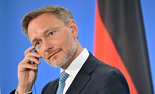 Das Ressort von Bundesfinanzminister Christian Lindner sieht für die kommenden Jahre noch haushaltspolitischen «Handlungsbedarf». - Martin Schutt/dpa