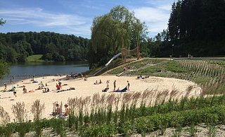 Am Twistesee bei Bad Arolsen kam es am Mittwoch zu dem Badeunfall. - Touristik-Service Bad Arolsen
