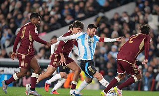 Messi spielt mit Argentinien nicht wie geplant in Chicago, sondern in Florida gegen Puerto Rico. (Archiv-Foto) - Natacha Pisarenko/AP/dpa