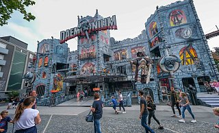 Zum Gruseln: Live-Akteure im Daemonium sorgen für Gänsehaut. - Andreas Zobe