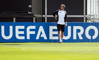 Bundestrainer Julian Nagelsmann beim Abschlusstraining in Herzogenaurach. - Federico Gambarini/dpa