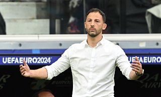 Belgien und Trainer Domenico Tedesco mussten sich mit 0:1 gegen die Slowakei geschlagen geben. - Arne Dedert/dpa