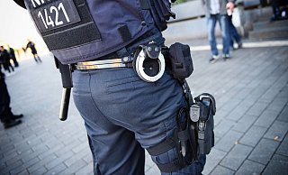 Die "engmaschige Begleitung" des 24-jährigen Afghanen kann die Kreispolizei Herford dank der Unterstützung durch umliegende Polizeibehörden leisten. - BARBARA FRANKE