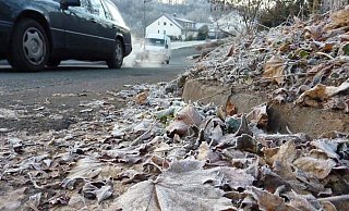 Es wird frostig - auch auf den Straßen.  - Vivien Tharun