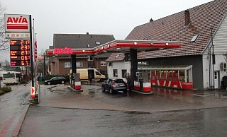 Die AVIA-Tankstelle an der Mindener Straße (Archivfoto). - Jobst Lüdeking