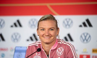 Ist bei der Causa Rubiales alles andere als zum Lachen zumute: Alexandra Popp. - Michael Memmler/Eibner-Pressefoto/dpa