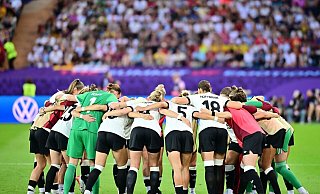 Die deutschen Fußballerinnen bestreiten ihr letztes Heimspiel in diesem Jahr in Kaiserslautern. - Sebastian Christoph Gollnow/dpa