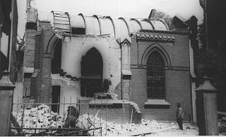 Das Gebäude im Abriss im Jahr 1939. - Kommunalarchiv Herford, Slg. Georg Heese