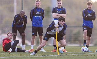 Moritz Flotho, der sich hier im Winter-Trainingslager der Profis voll reinhängt, war am Samstag beim OWL-Derby in Gütersloh der Matchwinner für die Paderborner U21. - Oliver Krato Moritz Flotho, der sich hier im Winter-Trainingslager der Profis voll reinhängt, war am Samstag beim OWL-Derby in Gütersloh der Matchwinner für die Paderborner U21. - Oliver Krato