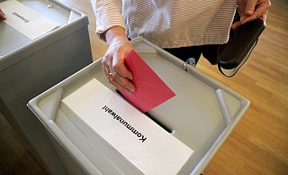 In der Kommunalwahl taucht in Lübbecke ein weiterer Mitspieler auf. - picture alliance