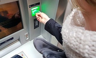Die Volksbank Hövelhof-Delbrück ist mit ihrer Maßnahme nicht alleine. - Birger Berbüsse