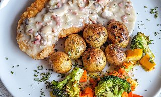 Im Norden von OWL eröffnet ein neues Restaurant mit westfälisch-mediterraner Küche. - Symbolfoto: Pixabay/mygraphx