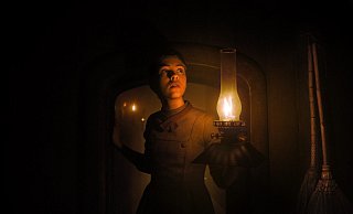 Gretel (Sophie Lillis) sucht Hänsel. - Patrick Redmond