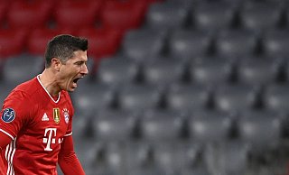 Ob Robert Lewandowski mit der polnischen Nationalmannschaft nach England reisen kann ist noch offen. - Foto: Sven Hoppe/dpa