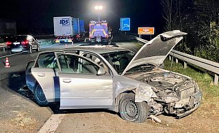 Der Audi prallte kurz vor der Lippebrücke in die Schutzplanken. - Ralph Meyer