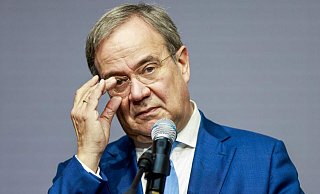 Laschet sucht händerringend nach einer regierungsfähigen Koalition. - AFP