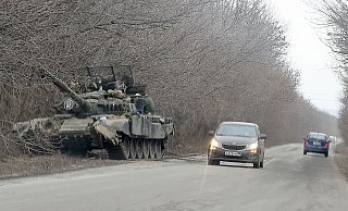 Russische Truppen am 24. Februar 2022 beim Einmarsch in die Ukraine. - Alexander Ryumin/TASS/dpa