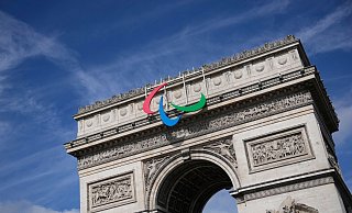Im Schwimmen gibt es die erste deutsche Medaillenchance bei den Paralympics in Paris. - Christophe Ena/AP/dpa
