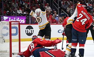 Der erste Treffer in der Amtszeit von Marco Sturm sorgte für Jubel bei den Bruins. - Nick Wass/FR67404 AP/AP/dpa