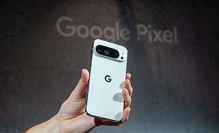 Das Pixel 10 wurde kurz vor dem erwarteten Debüt neuer iPhones vorgestellt. - Andrej Sokolow/dpa