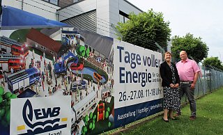 EWB-Geschäftsführerin Marion Kapsa und Vertriebsleiter Thomas Beschorner würden sich über zahlreiche Besucher freuen. Bei der letzten EWB-Veranstaltung waren etwa 6.000 Besucher da gewesen, sagen sie. - Anastasia von Fugler
