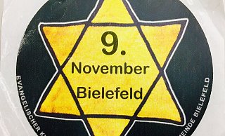 Vor einem Jahr setzten Evangelischer Kirchenkreis und Jüdische Gemeinde  ein gemeinsames ein Zeichen gegen Antisemitismus. - Neue Westfälische