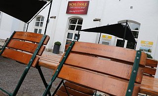 Das Restaurant Schlössle im Neuhäuser Bürgerhaus ist geschlossen, der Pächter hat einen Insolvenzantrag gestellt. - Holger Kosbab