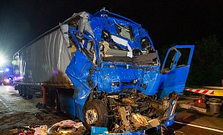 Schwerer Unfall auf der A 2. - Feuerwehr Porta/Michael Horst