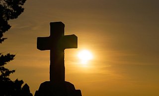 Die freikirchliche Gemeinde Jesu Christie scherte sich am Samstagabend bei ihrem Gottesdienst um nichts. - Symbolbild: Pixabay