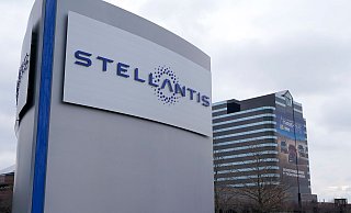 Hohe Investitionen und neue Arbeitsplätze: Stellantis will auf dem US-Markt neu angreifen. - Carlos Osorio/AP/dpa