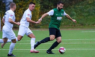 Fußball-Landesligist TuS Dornberg (grüne Trikots) spielt Sonntag in Nieheim. - Andreas Zobe