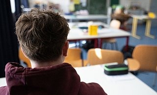 Auch bei Fehlverhalten anderer Schüler können Eltern keine Versetzung oder Entlassung eines Mitschülers erzwingen. - Leonie Asendorpf/dpa/dpa-tmn