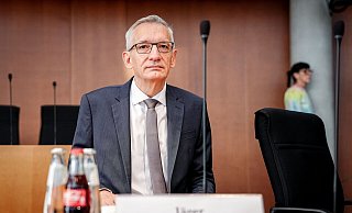 BND-Präsident Martin Jäger warnt vor einer Eskalation mit Russland: «Wir stehen schon heute im Feuer.» - Kay Nietfeld/dpa