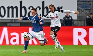 Marius Wörl (l.) und seine Arminia-Kollegen sind in dieser Saison die Laufmaschinen in der 3. Liga. - Teresa Kroeger