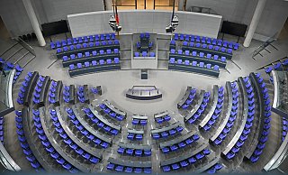 Der Bundestag wird wohl am 23. Februar neu gewählt - Anna Ross/dpa
