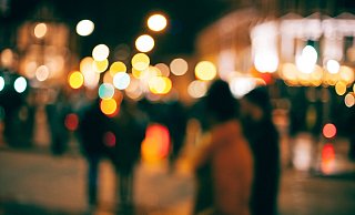 Die Täter schlugen nach dem ersten Kontakt sofort auf ihr Opfer ein. - Symbolfoto: Pixabay / Creative Commons