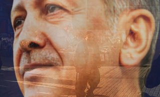 Hat durch eine Verfassungsänderung seit fünf Jahren weitreichende Vollmachten: Recep Tayyip Erdogan. - Francisco Seco/AP/dpa