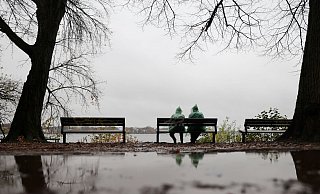 Erstmal ist Schmuddelwetter angesagt. - Christian Charisius/dpa